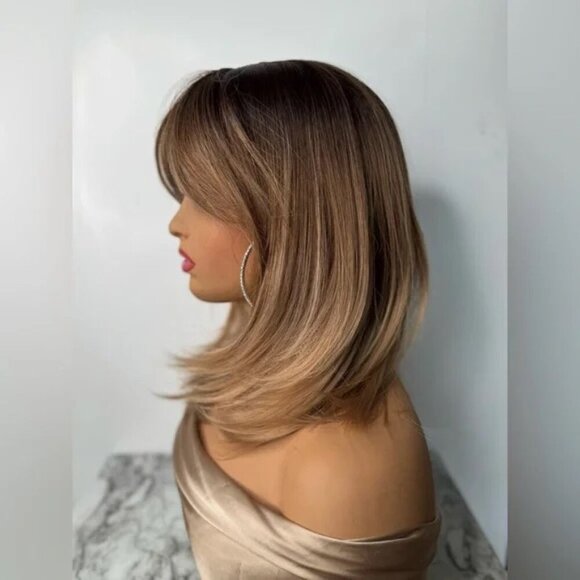Balayage Medium Blonde Layered Short Wig - Side Bangs - Picture 7 of 14